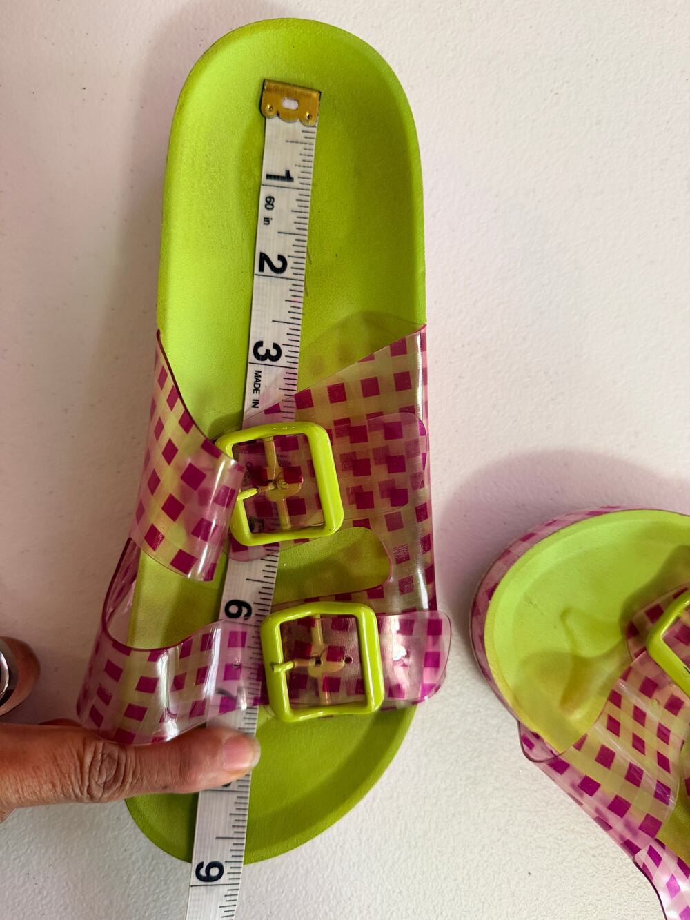 Betsy Johnson, green and pink slides 5.5-6